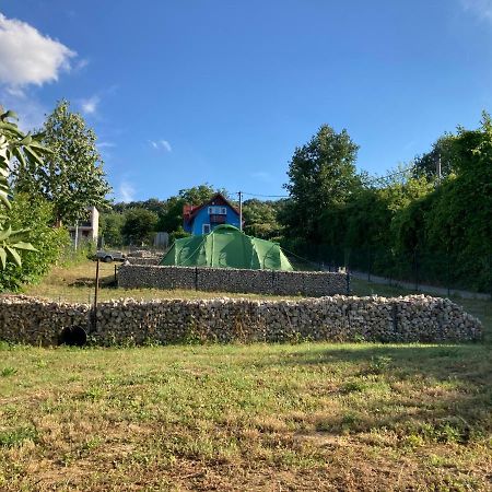 Готель Gabion Garden Подгайська Екстер'єр фото